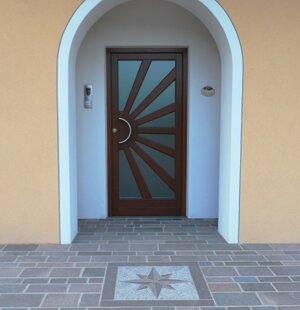 eyJpdCI6InN0ZWxsYSBkZWkgdmVudGksIHBvcmZpZG8iLCJlbiI6IndpbmRvdyBzdGFycyBwb3JwaHlyeSIsImZyIjoicm9zZSBkZXMgdmVudHMgcG9ycGh5cmUiLCJkZSI6InBvcnBoeXItYXVzLXRyZW50aW5vLCBvYmVyZmzkY2hlIGdlZmxhbW10In0=