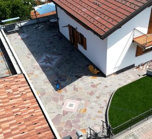 eyJpdCI6Im1vc2FpY28sIG9wdXMtaW5jZXJ0dW0sIHBhbGxhZGlhbmEsIHBvcmZpZG8tZGVsLXRyZW50aW5vIiwiZGUiOiJQT0xZR09OQUxQTEFUVEVOLCCgT2JlcmZs5GNoZS1icnVjaHJhdSwgcG9ycGh5ciIsImZyIjoibW9zYWlxdWVzLCBvcHVzLWluY2VydHVtLCBwb3JwaHlyZSwgdHJlbnRpbm8sIHBpZXJyZS1uYXR1cmVsbGUiLCJlbiI6ImNyYXp5LXBhdmluZywgb3B1cy1pbmNlcnR1bSwgcG9ycGh5ciwgdHJlbnRpbm8sIG5hdHVyYWwtc3VyZmFjZSJ9