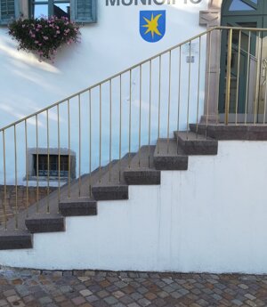 eyJpdCI6ImdyYWRpbmkgbWFzc2ljY2kgcG9yZmlkbyIsImVuIjoibWFzc2l2ZSBzdGVwcywgcG9ycGh5ciwgZmxhbWVkLXN1cmZhY2UiLCJmciI6IiBtYXJjaGVzLW1hc3NpdmVzLCBwb3JwaHlyZSIsImRlIjoiYmxvY2tzdHVmZW4sIHBvcnBoeXIsIGdlZmxhbW10ZSBPYmVyZmzkY2hlIn0=