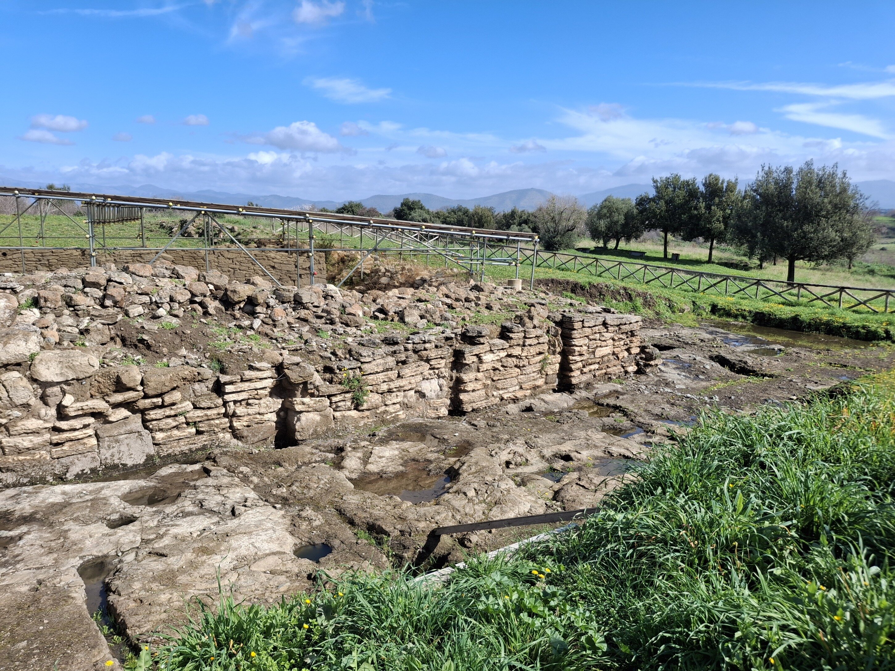 THE ARCHAEOLOGICAL AREA OF GABII AND ITS MANY SURPRISES