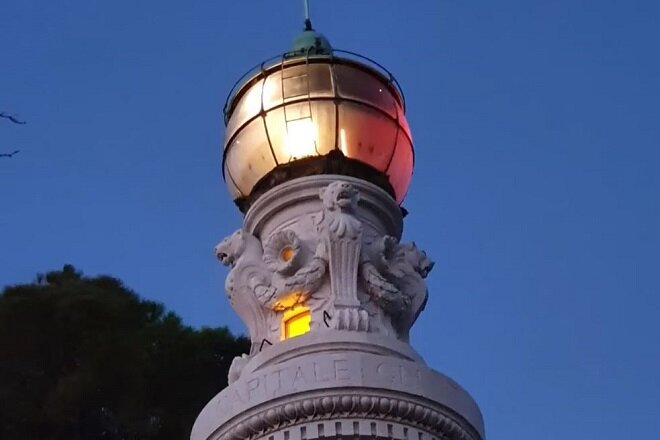 THE GIANICOLO LIGHTHOUSE, A GUIDING LIGHT FOR A CENTURY