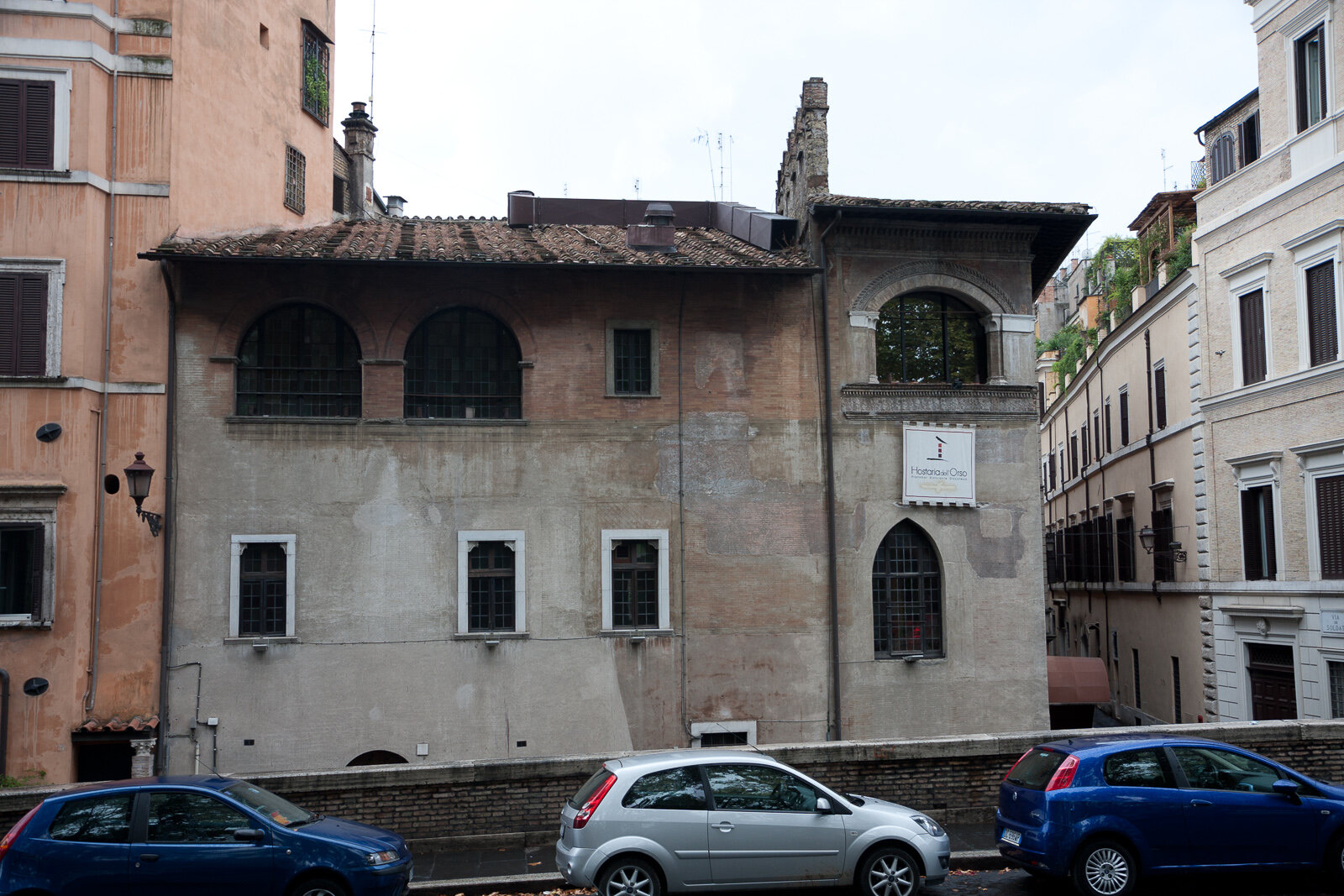 rione_v_ponte_00186_roma_italy_-_panoramio_(7).jpeg