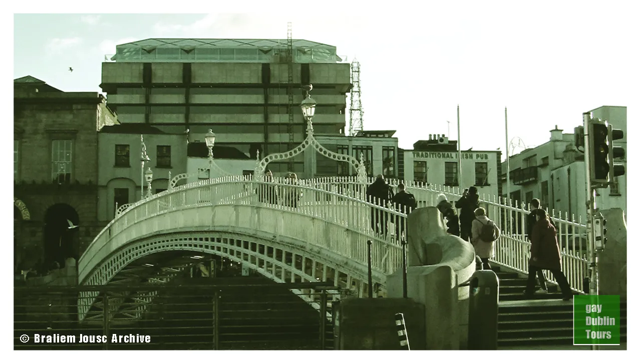 affordable Walking tour in Dublin pedestrian streets