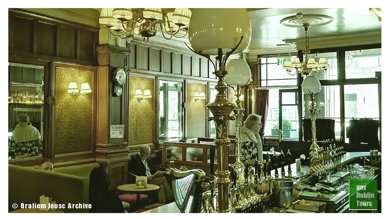 gay friendly crawl pub tour in Dublin visiting Victorian pubs