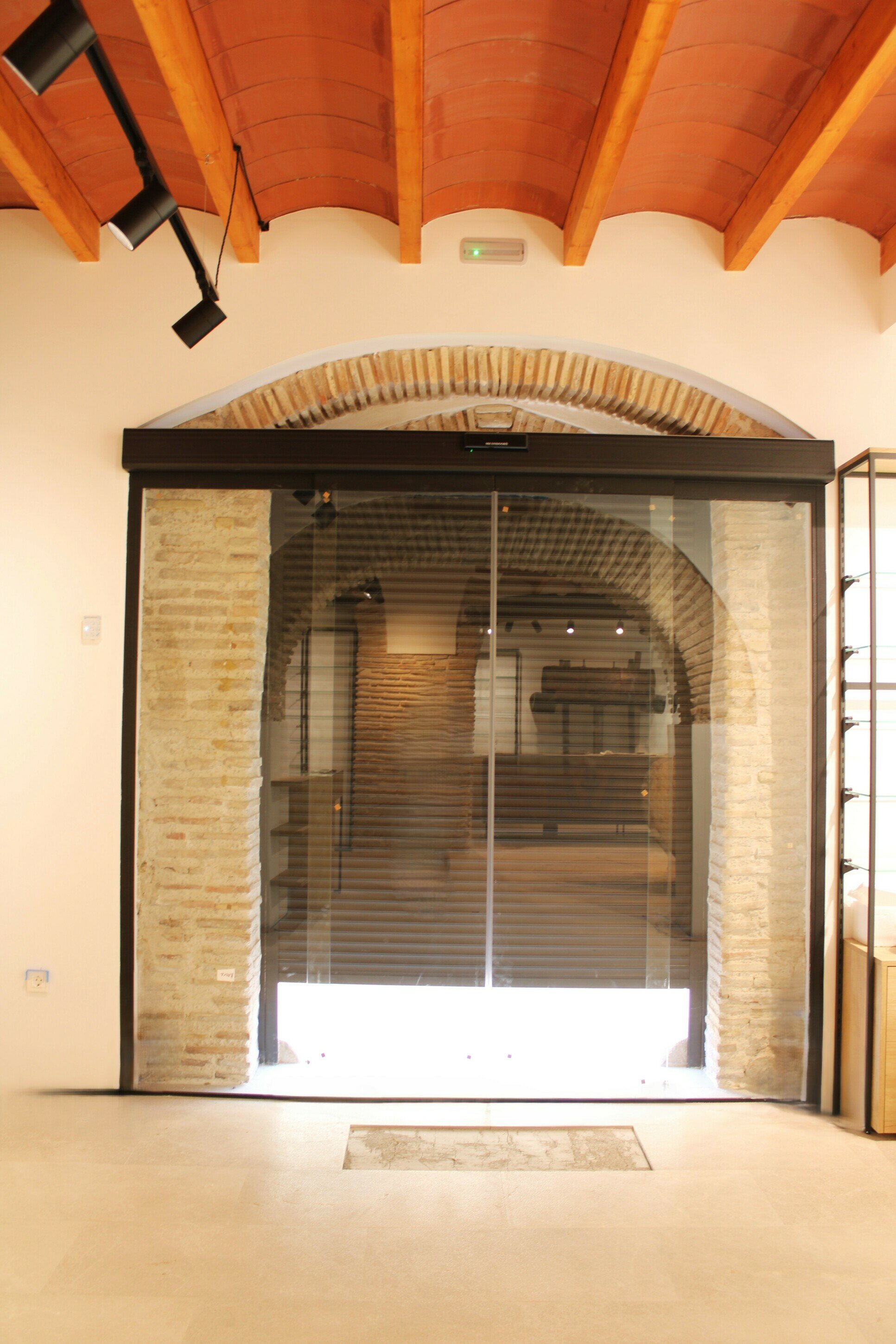 Estado final del doble arco de entrada