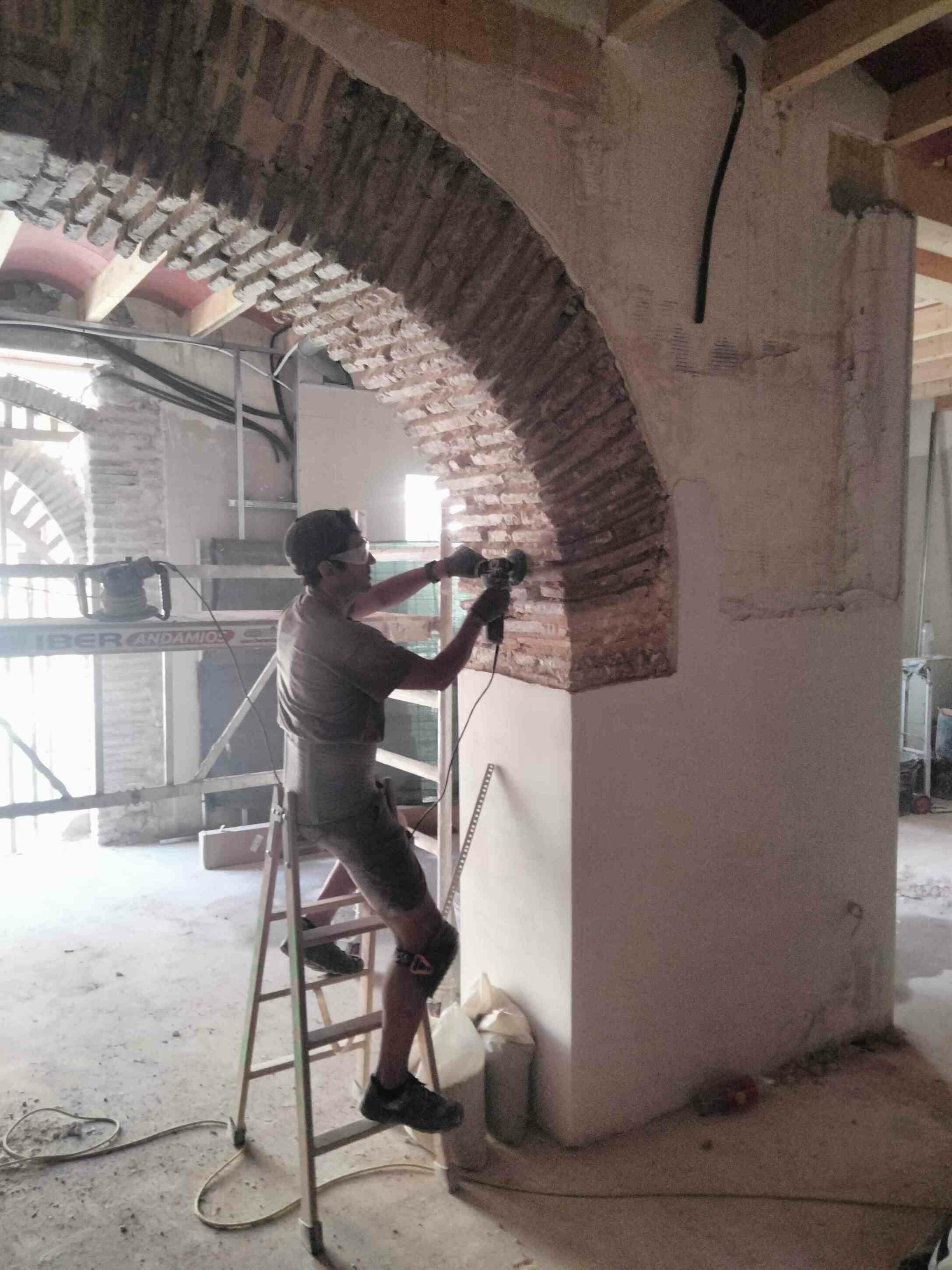 Limpieza de cara vista de ladrillos