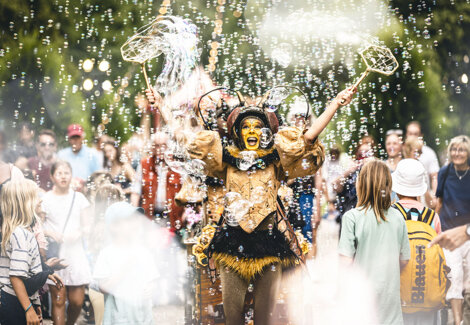 honey%20bubbles%20_liebig%20(11).jpeg