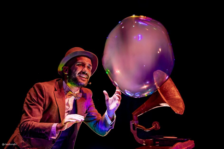 spettacolo bolle di sapone teatro 