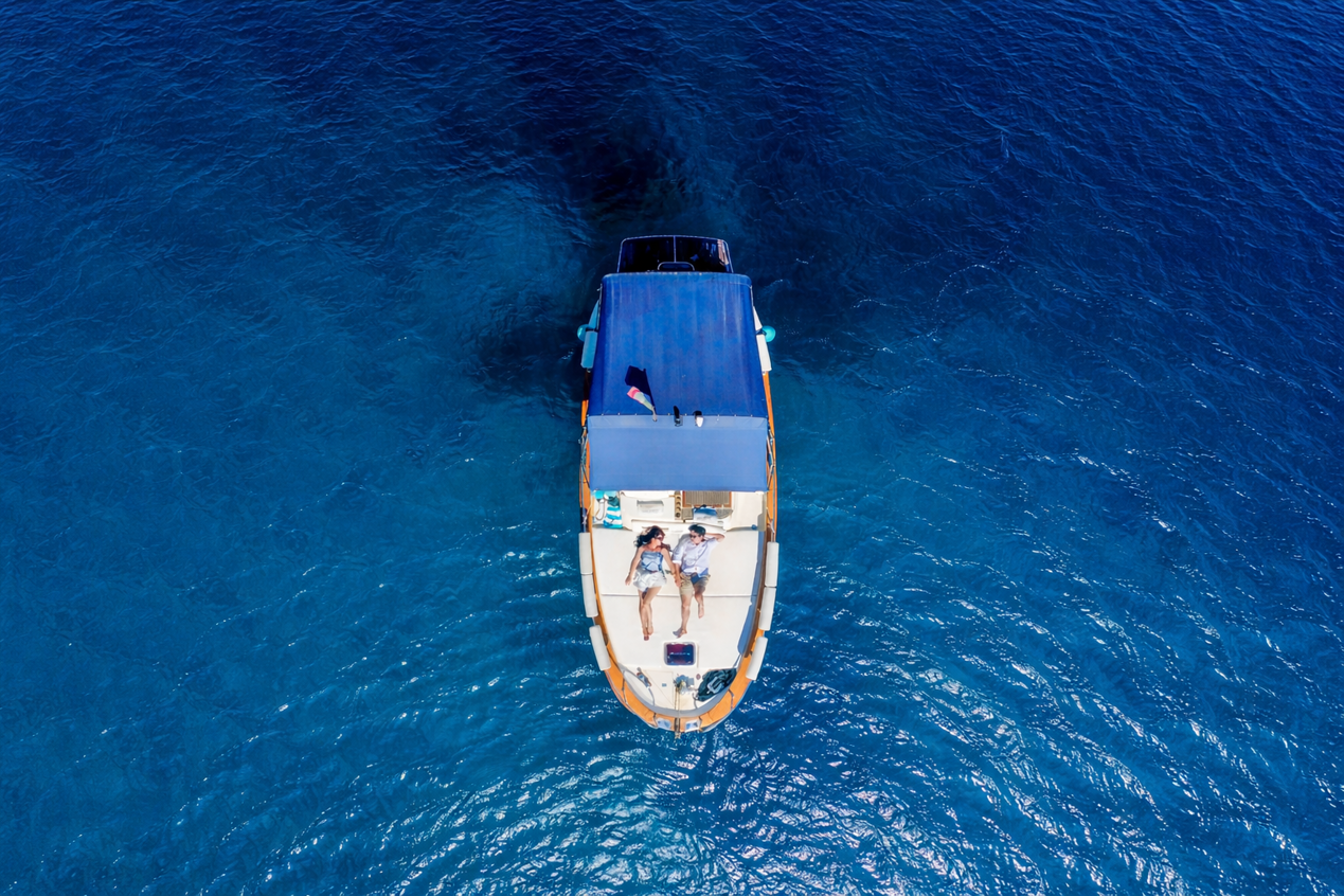 Private boat tour Capri Faraglioni Private boat tour Capri Faraglioni
