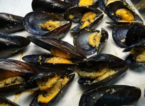Le cozze ripiene cucinate all'hotel Raimondi