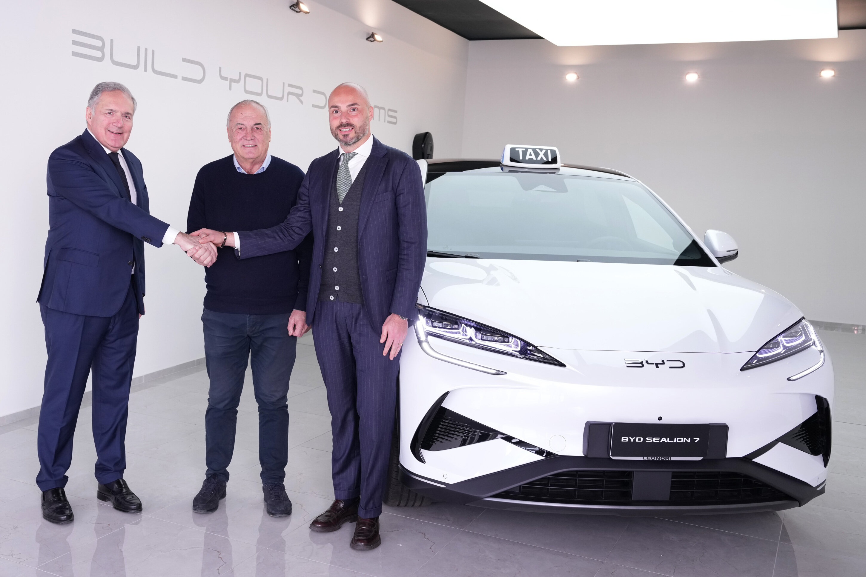 itTaxi e BYD: nuova partnership tecnologica per l’innovazione del servizio taxi