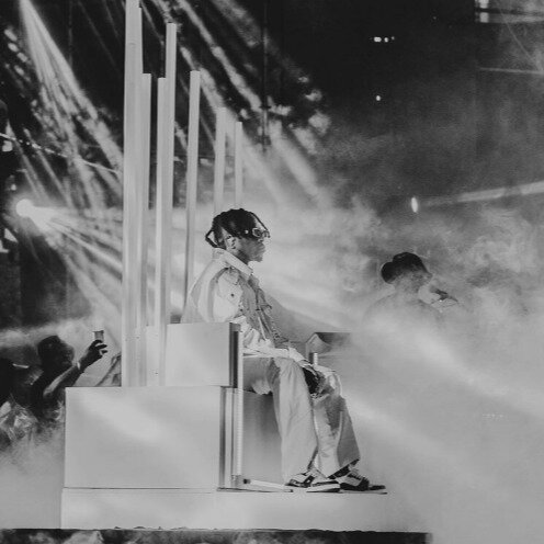 Vive le roi Didi B (le Bayo) , rentre dans l’histoire de la musique ivoirienne Vive le roi Didi B (le Bayo) , rentre dans l’histoire de la musique ivoirienne