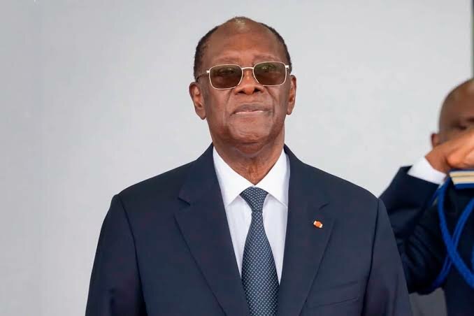 Marchés publics sous Alassane Ouattara : 4 341 milliards... sans aucun appel d'offres !