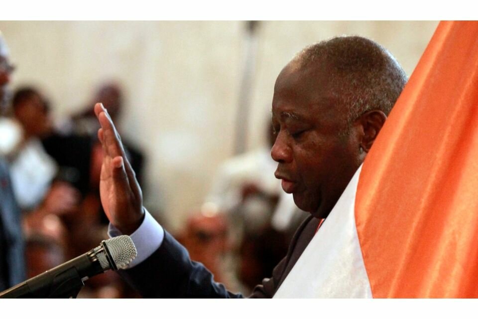 GBAGBO : LE B&Acirc;TISSEUR LIGOT&Eacute; FACE AUX ROIS DES COUPS D&rsquo;&Eacute;TAT