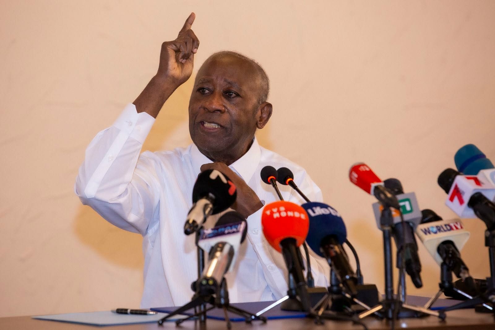 Le président Gbagbo dévoile son « Pacte Social » et hausse le ton
