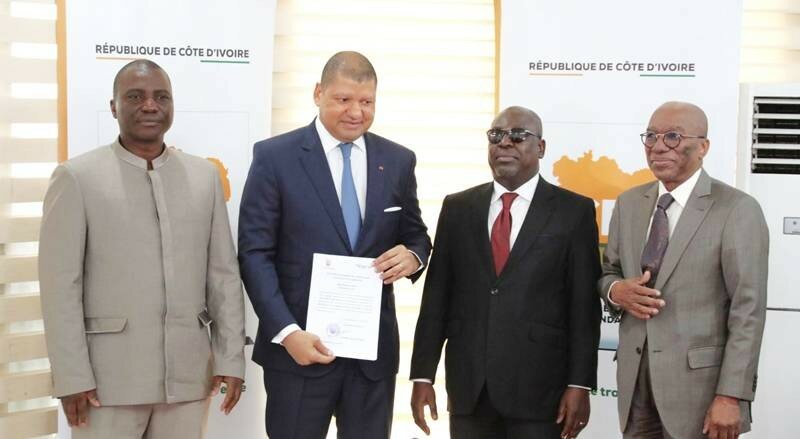 Pr&eacute;sidentielle d&rsquo;octobre 2025 : Jean-Louis Billon d&eacute;pose sa candidature