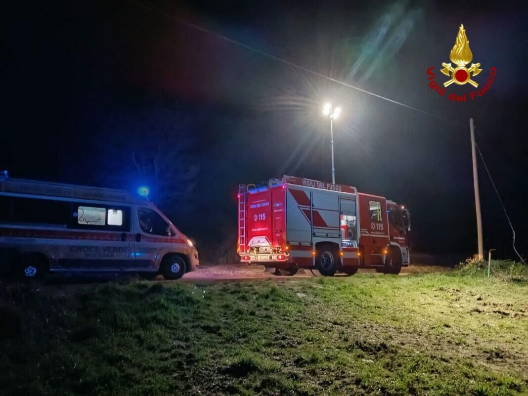 🔦 Incidente e fuga nel bosco a Cercemaggiore: automobilista salvato tra i rovi