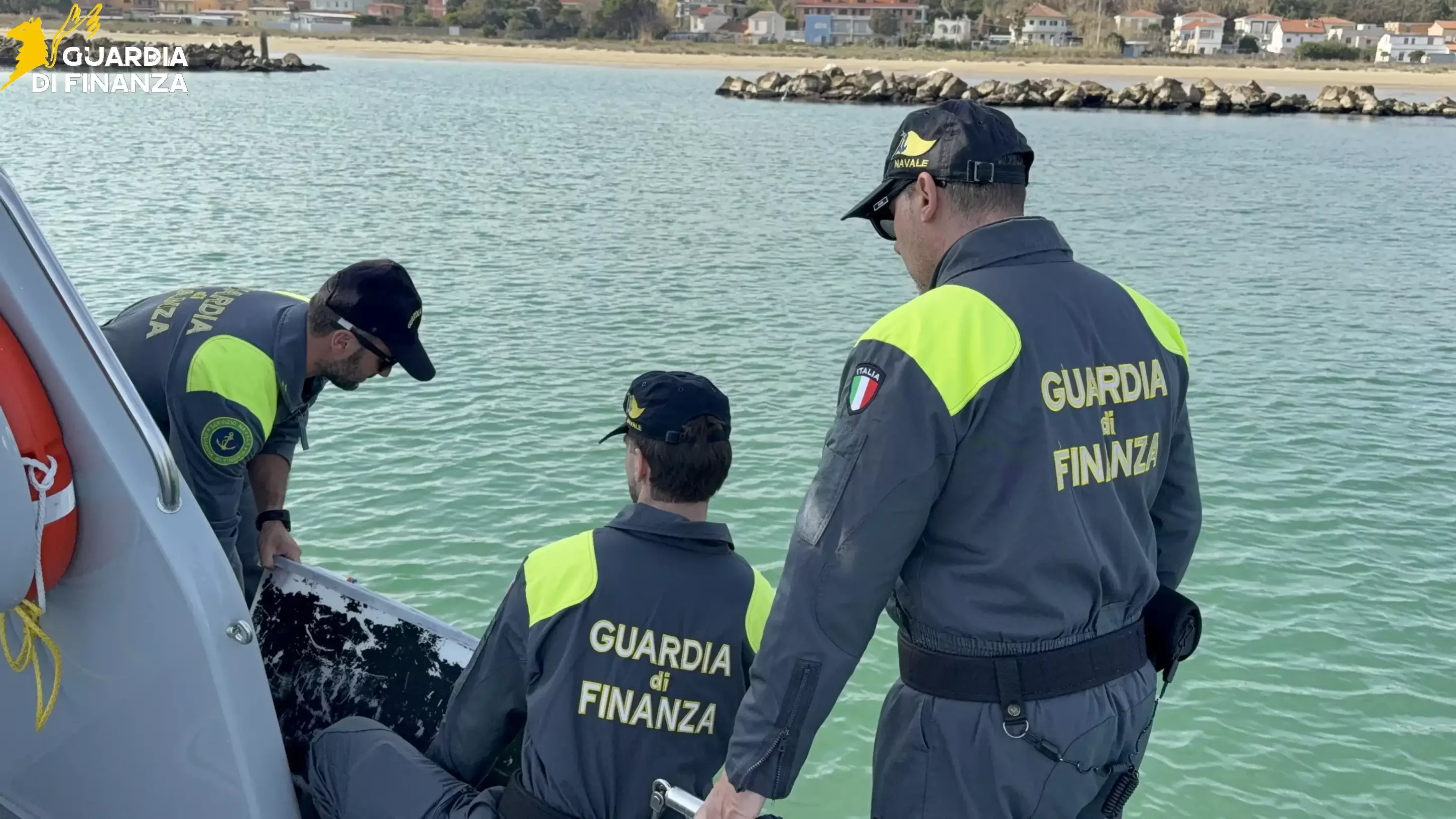 🌊 Campomarino, maxi-sequestro di ricci di mare: fermato pescatore di frodo