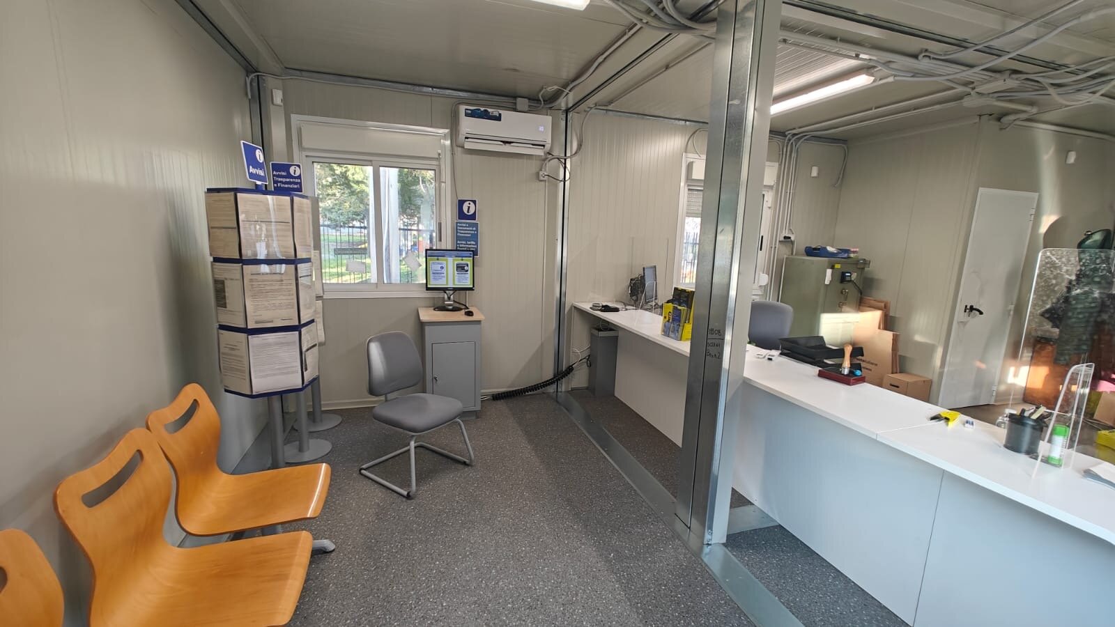 Poste Italiane: Montenero di Bisaccia, da oggi l'ufficio postale è operativo in un prefabbricato
