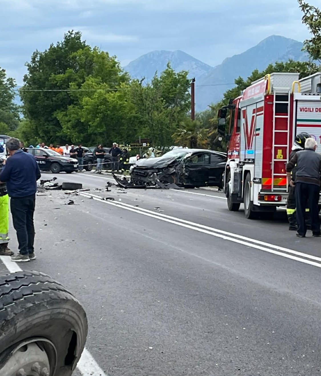 🚑 Scontro tra auto e betoniera sulla Statale 85: un ferito grave a Roccaravindola