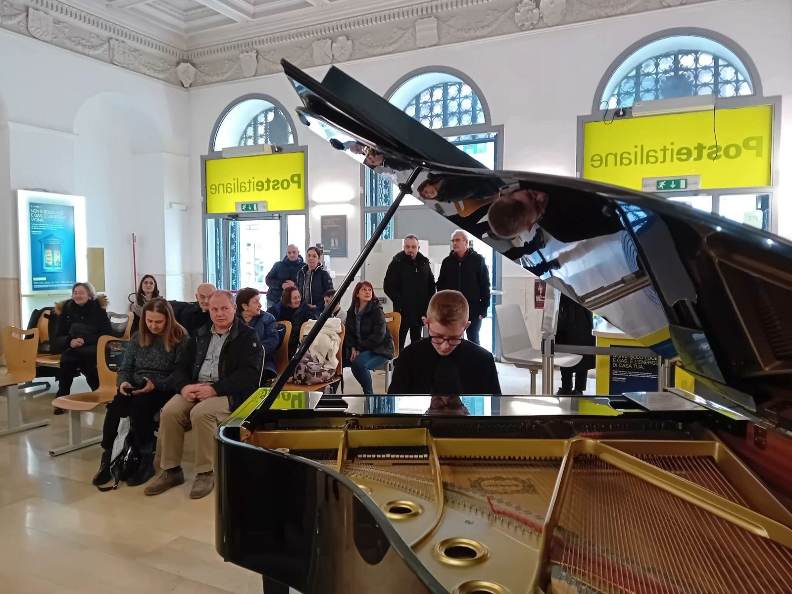 Poste Italiane: Campobasso, tappa nell'ufficio postale di via Pietrunto per 'Bach in the subways'