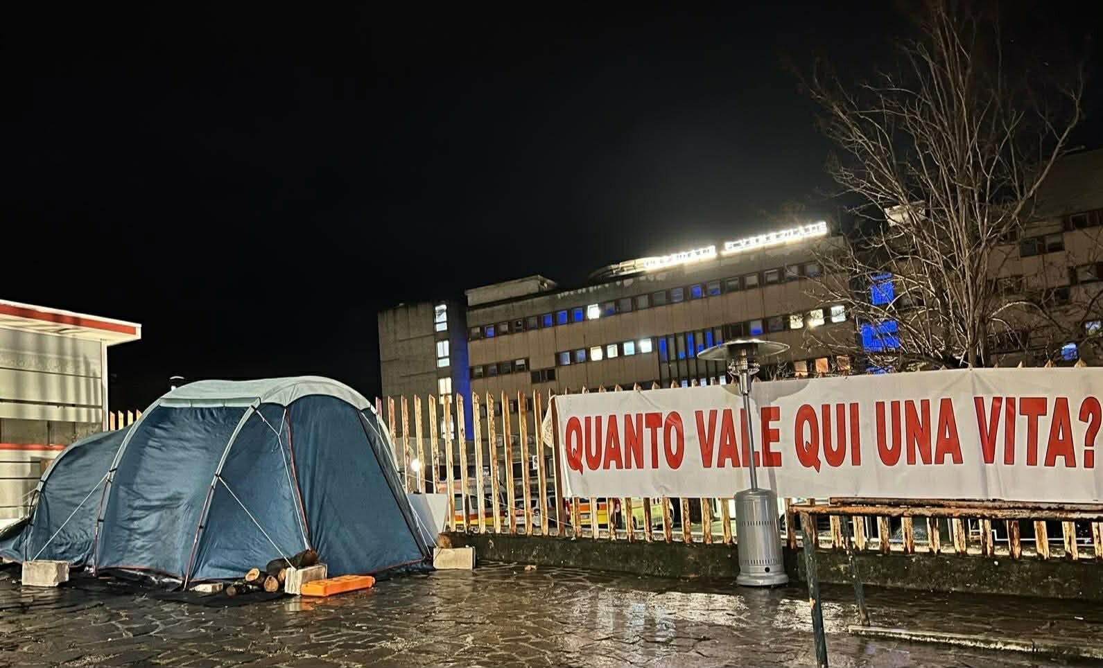 🏛️ Isernia, la Lega all'attacco: gesti simbolici e problemi reali, il fallimento di una visione.