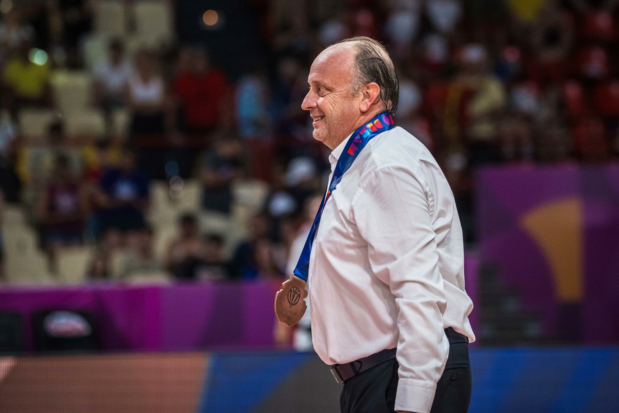 Andrea Capobianco, miglior allenatore del Women's EuroBasket 2025: L'orgoglio di Venafro e del Molise!