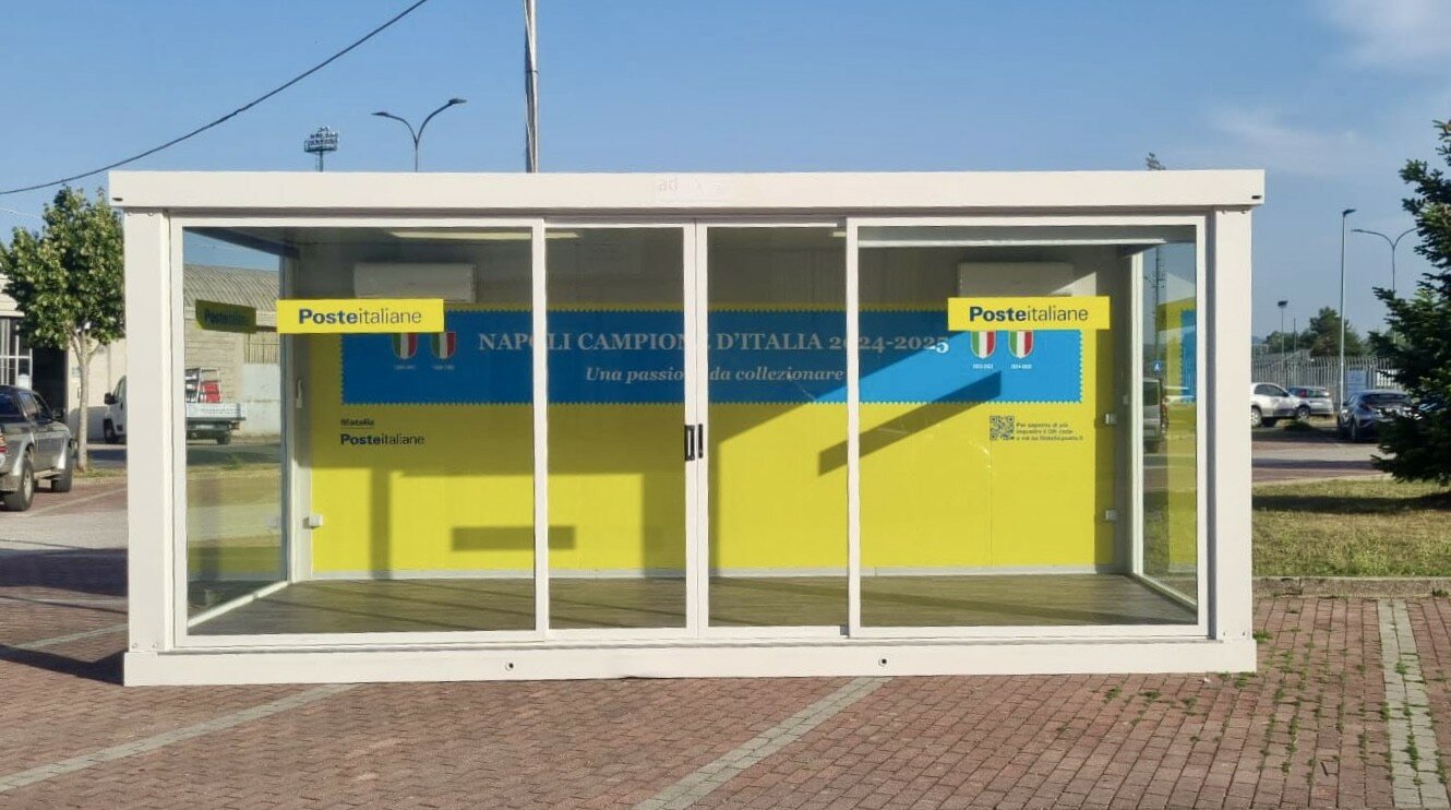 il-desk-di-poste-italiane-in-allestimento-a-castel-di-sangro.jpeg