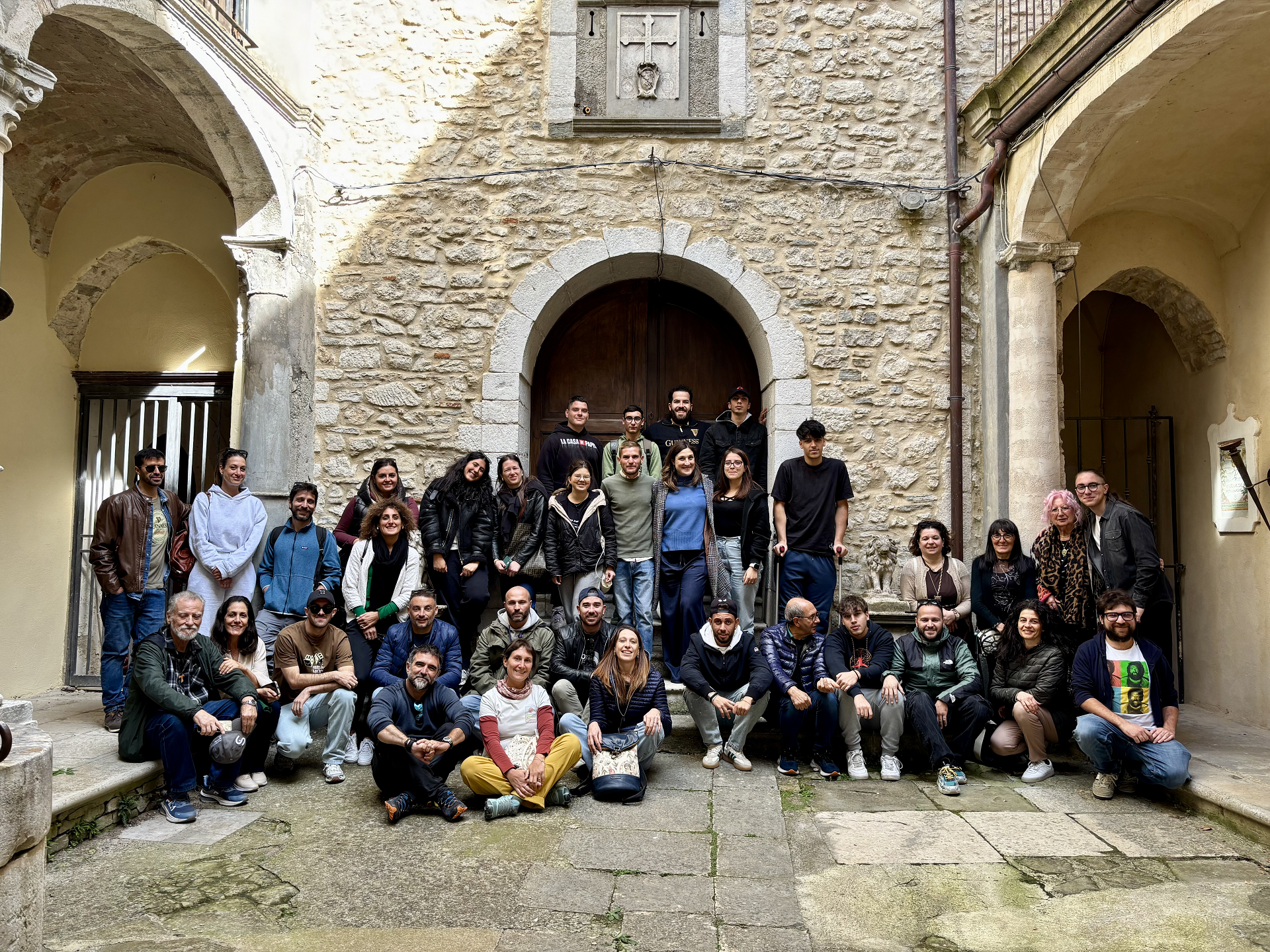 'Viviti Tutt’ Cos!', a Pescolanciano il cammino dell’aggregazione lascia il segno. 'Viviti Tutt’ Cos!', a Pescolanciano il cammino dell’aggregazione lascia il segno.