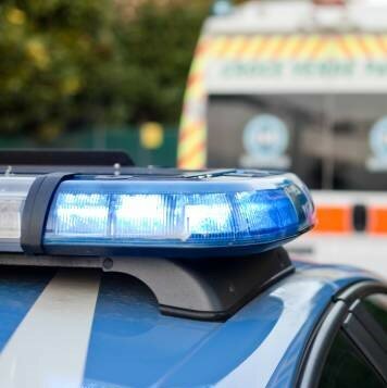 polizia-ambulanza.jpeg polizia-ambulanza.jpeg