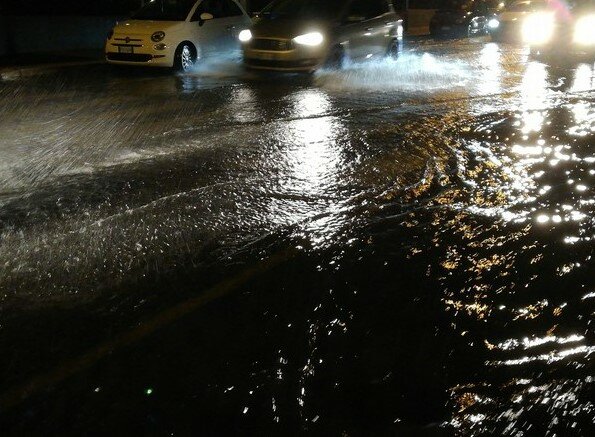 strada-allagata.jpeg strada-allagata.jpeg