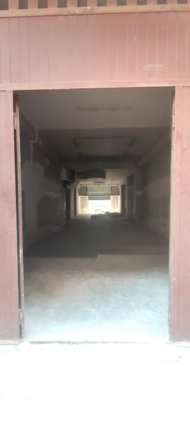 Bottega in affitto via Francesco Petrarca 10