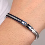 bracciale-uomo-maserati-catena-acciaio-ip-blu-e-zirconi-jm121atk11