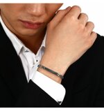 bracciale-uomo-maserati-iconic-incidibile-acciaio-logo-dorato-jm324avd55