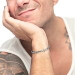 bracciale-uomo-marlu-acciaio-catena-marine-con-ancora-e-cristallo-nero-30br0012n