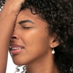 orecchini-marlu-pendenti-acciaio-rosa-madreperla-e-zircone-15or023w