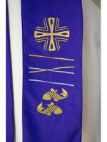 stola-viola-con-ricamo-croce-e-pesci-ref-02sla2404