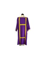 dalmatica-viola-in-poliestere-galloni-ricamo-oro-ref-02dlm0104