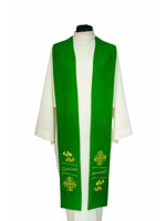 stola-verde-con-ricamo-croce-e-pesci-ref-02sla2403
