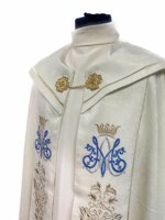 piviale-mariano-in-tessuto-fiammato-ricamo-floreale-e-simbolo-mariano-m-con-coroncina-ref-02piv3701