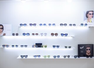 occhiali da sole Tiffany e Persol occhiali da sole Tiffany e Persol