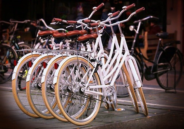 Studio del mercato di biciclette a noleggio