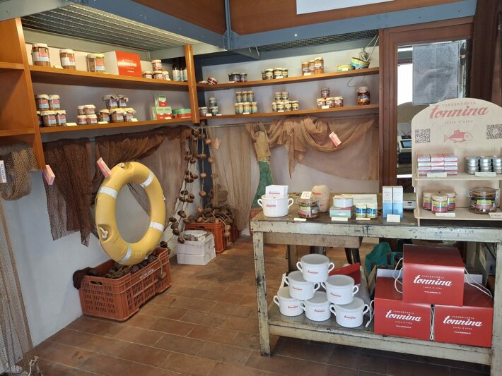 organic chili and olive oil