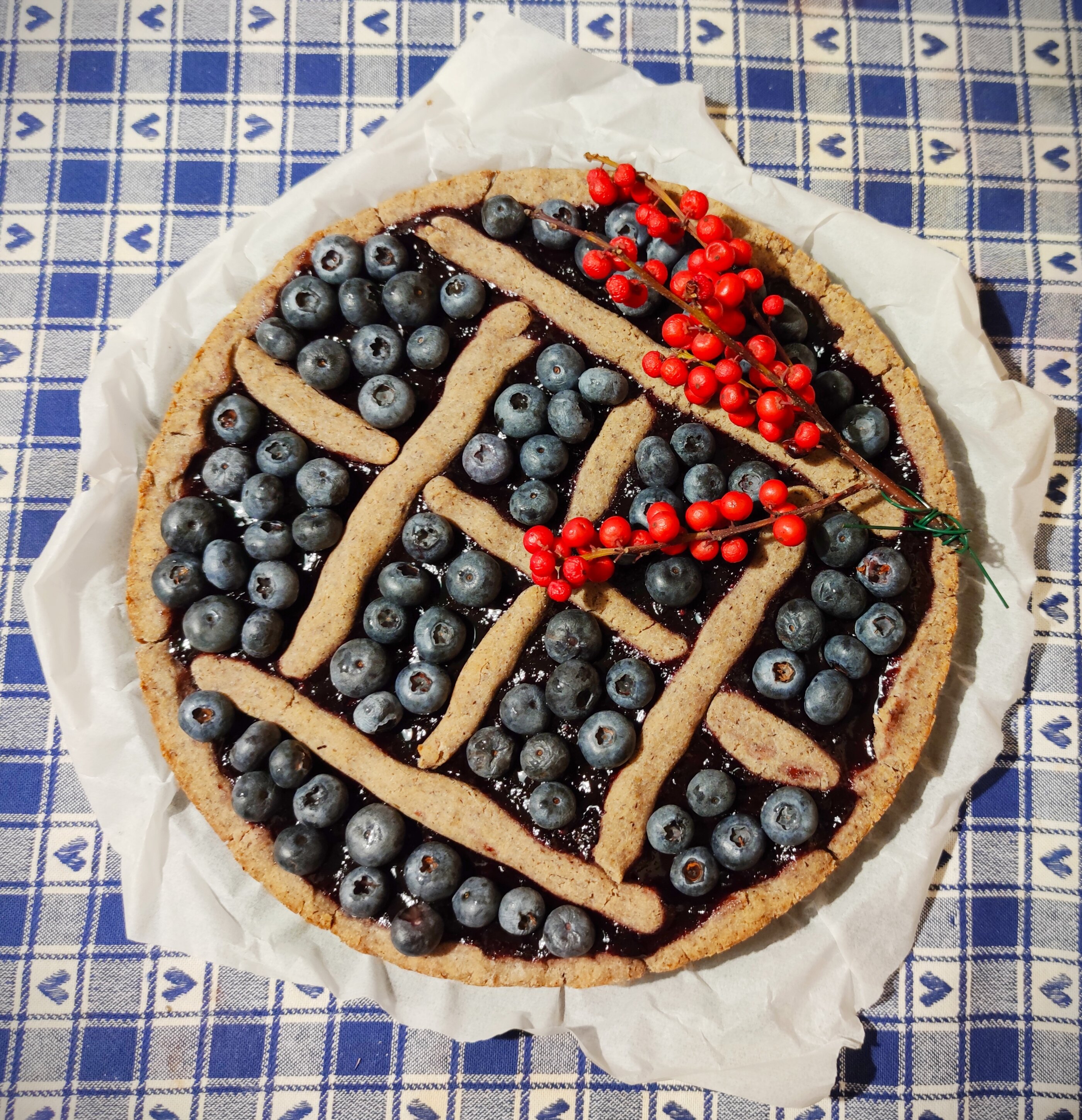 Crostata vegana e senza glutine ai mirtilli