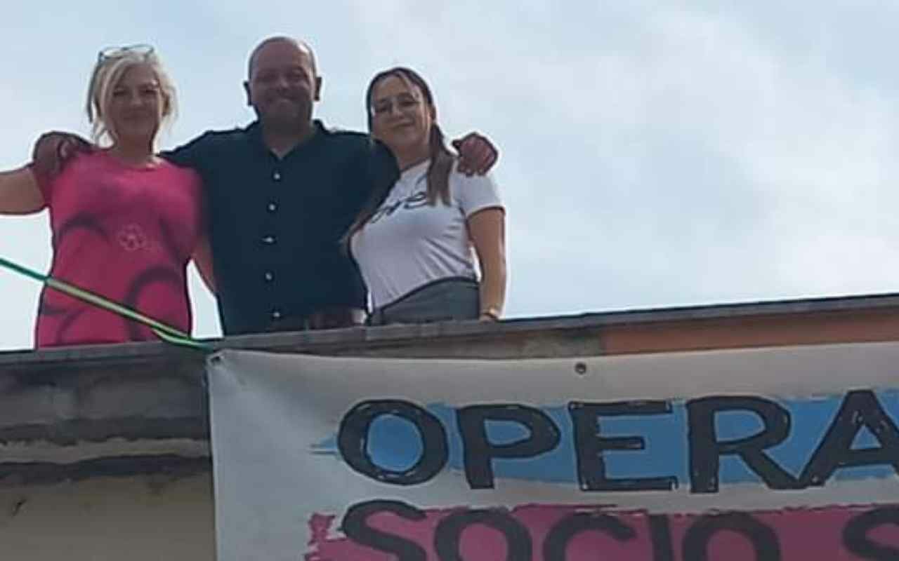 Sanit&agrave;, costretti a salire sul tetto per essere ricevuti