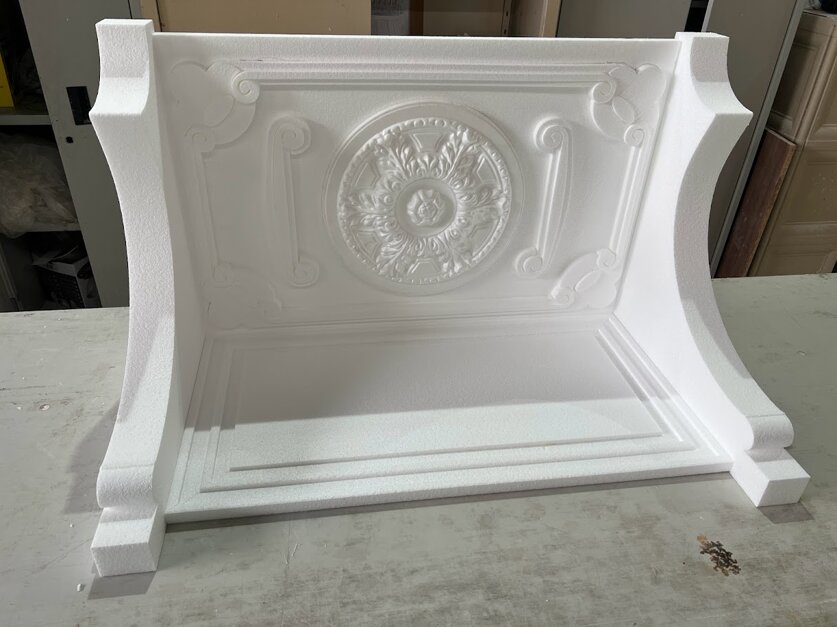 particolare del cornicione ricostruito in eps.jpeg