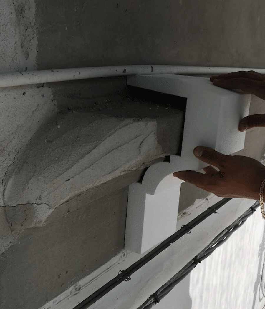 cornice con incasso posteriore light
