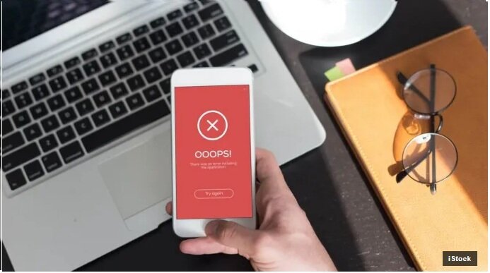 Cloudflare down, problemi per milioni di siti nel mondo. Cosa è successo