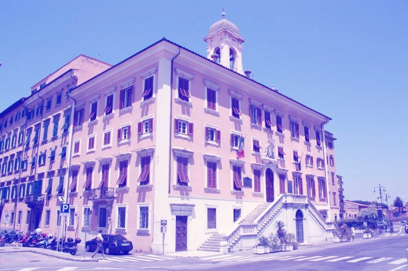 &ldquo;Stop alle bombe sui civili&rdquo;: il 1&deg; febbraio il Palazzo Comunale si illumina di blu