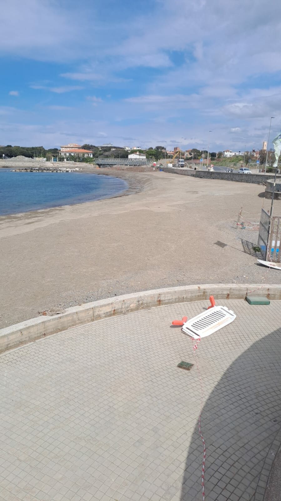 Terminata la manutenzione della spiaggia dei Tre Ponti